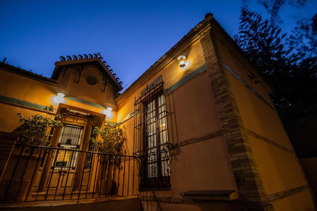 Villa Regionalista Principios Siglo XX 1919 -Pedregalejo-Banos Del Carmen-A Unos Metros Del Mar!!! Piscina Climatizada Bajo Peticion Málaga Exteriör bild