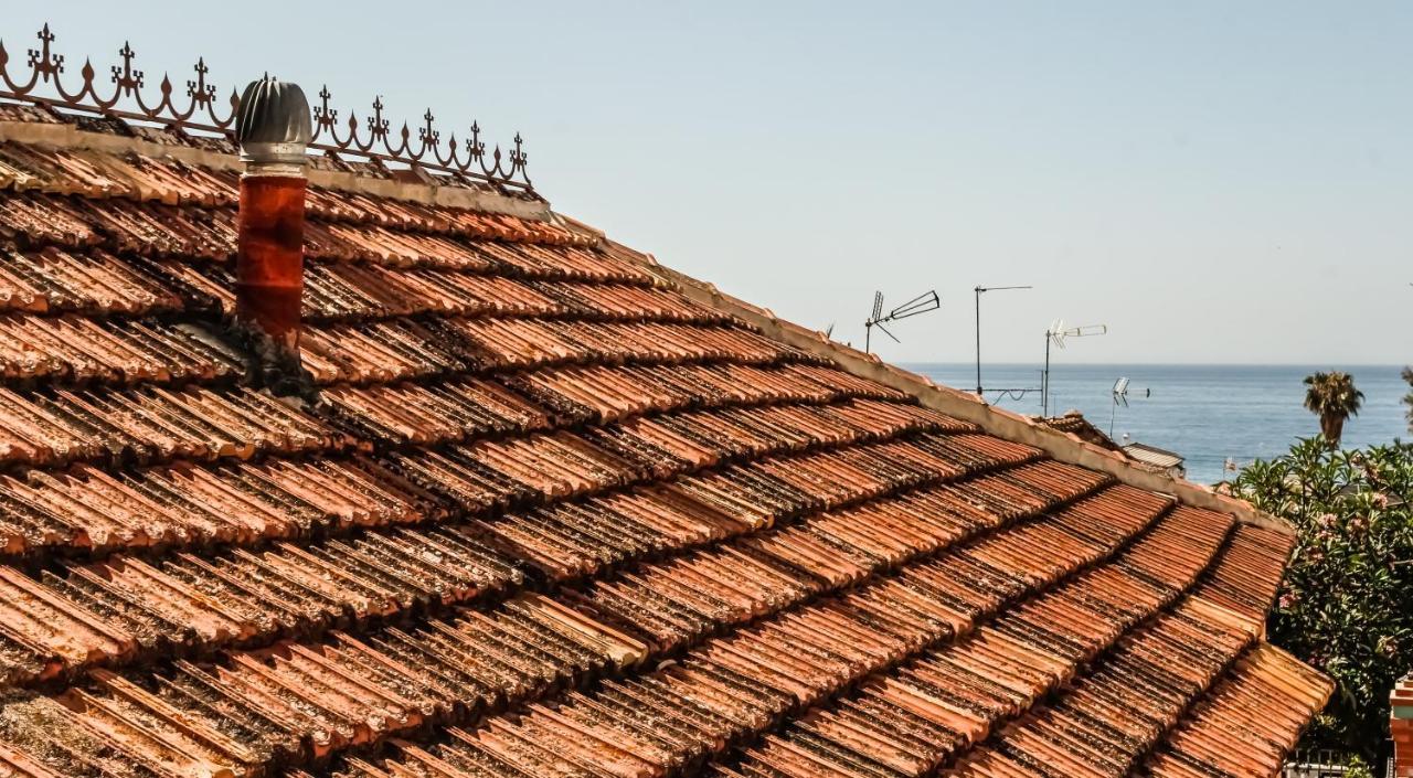 Villa Regionalista Principios Siglo XX 1919 -Pedregalejo-Banos Del Carmen-A Unos Metros Del Mar!!! Piscina Climatizada Bajo Peticion Málaga Exteriör bild