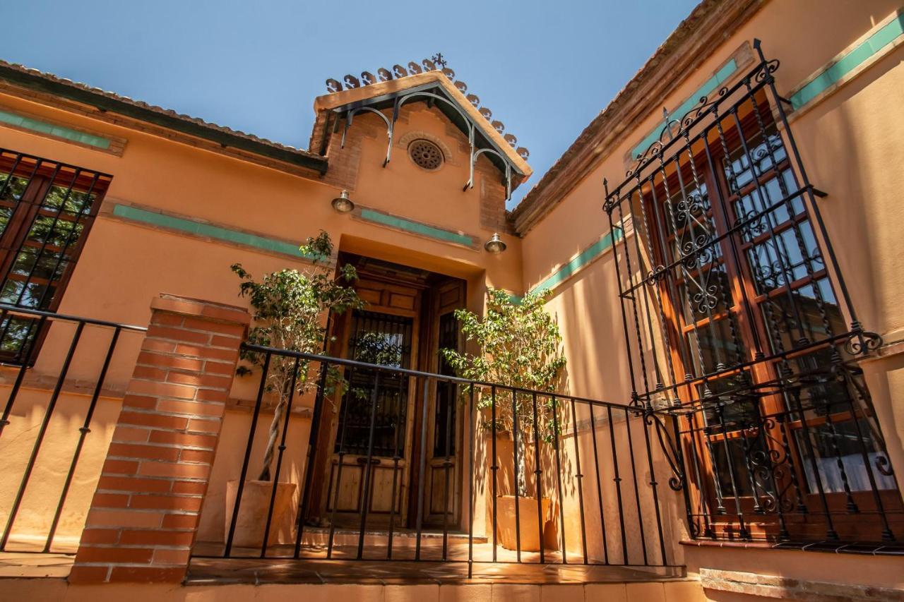 Villa Regionalista Principios Siglo XX 1919 -Pedregalejo-Banos Del Carmen-A Unos Metros Del Mar!!! Piscina Climatizada Bajo Peticion Málaga Exteriör bild