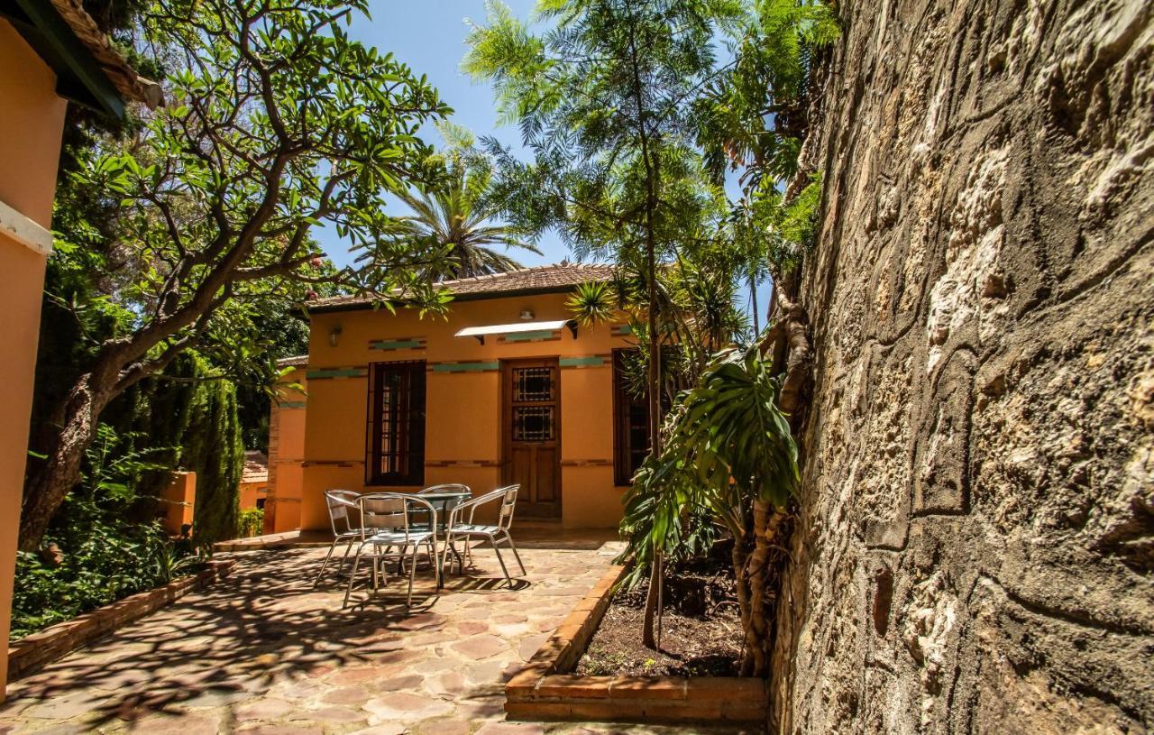 Villa Regionalista Principios Siglo XX 1919 -Pedregalejo-Banos Del Carmen-A Unos Metros Del Mar!!! Piscina Climatizada Bajo Peticion Málaga Exteriör bild