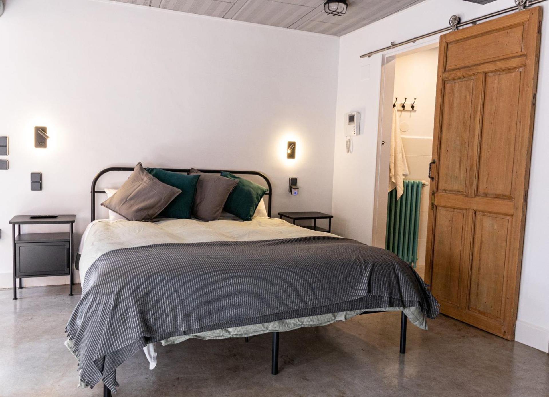 Villa Regionalista Principios Siglo XX 1919 -Pedregalejo-Banos Del Carmen-A Unos Metros Del Mar!!! Piscina Climatizada Bajo Peticion Málaga Exteriör bild